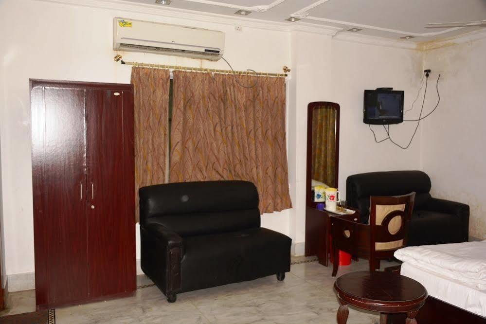 Hotel Thai International Bodh Gaya Exteriör bild