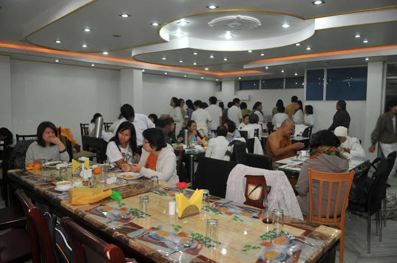 Hotel Thai International Bodh Gaya Exteriör bild