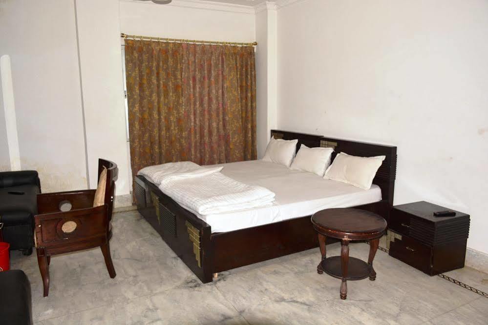 Hotel Thai International Bodh Gaya Exteriör bild