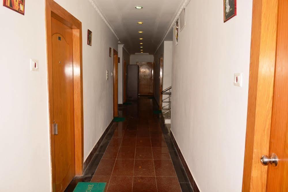 Hotel Thai International Bodh Gaya Exteriör bild